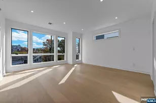 2189 Jones Rd, Fort Lee, NJ 07024 - Photo 13