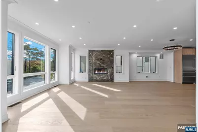 2189 Jones Road, Fort Lee, NJ 07024 - Photo 11