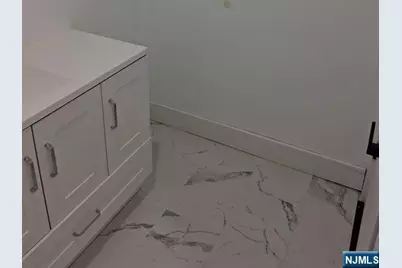 715 17th Street, Newark, NJ 07103 - Photo 9