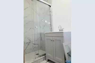 475 North Avenue 2nd Fl #2nd FL, Fort Lee, NJ 07024 - Photo 7