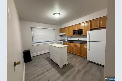 21 Pasadena Avenue 2A #2A, Lodi, NJ 07644 - Photo 1