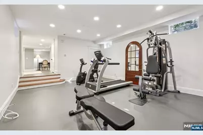 80 Crest Road, Ridgewood, NJ 07450 - Photo 31