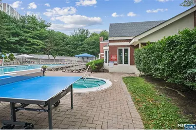 602 Rutledge Court, Edgewater, NJ 07020 - Photo 23