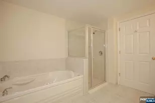 602 Rutledge Ct, Edgewater, NJ 07020 - Photo 15