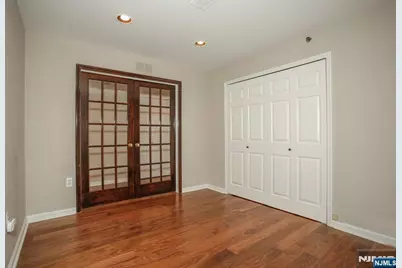 602 Rutledge Court, Edgewater, NJ 07020 - Photo 9