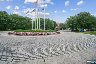 602 Rutledge Ct, Edgewater, NJ 07020 - Photo 21