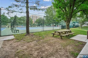 602 Rutledge Ct, Edgewater, NJ 07020 - Photo 25