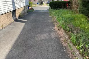 129 Dewey St, Newark, NJ 07112 - Photo 1