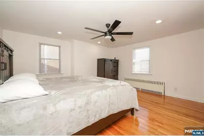 332 Macarthur Avenue, Garfield, NJ 07026 - Photo 9