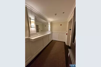 2001 Hudson Terrace 405 #405, Fort Lee, NJ 07024 - Photo 13