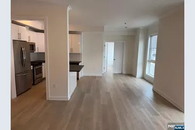 2001 Hudson Terrace 306 #306, Fort Lee, NJ 07024 - Photo 5