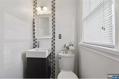 16 Homestead Road, Elmwood Park, NJ 07407 - Photo 15