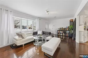 16 Homestead Rd, Elmwood Park, NJ 07407 - Photo 3