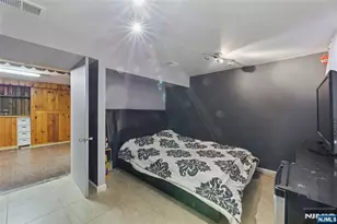 16 Homestead Rd, Elmwood Park, NJ 07407 - Photo 23