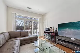 1127 Riverview Ave 127, Englewood, NJ 07631 - Photo 3