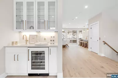 188 Broadway 5 #5, Woodcliff Lake, NJ 07677 - Photo 5