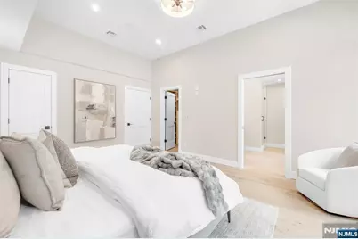 188 Broadway 5 #5, Woodcliff Lake, NJ 07677 - Photo 17