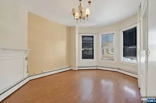 1110 Hampton Pl, Elizabeth, NJ 07201 - Photo 15