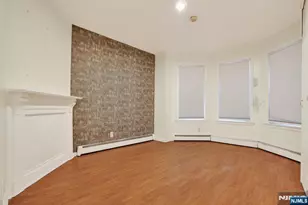 1110 Hampton Pl, Elizabeth, NJ 07201 - Photo 7