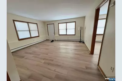 402 Farnham Avenue 1 #1, Lodi, NJ 07644 - Photo 3