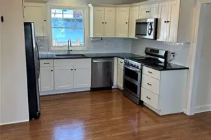 70 Suters Ln, Wayne, NJ 07470 - Photo 3