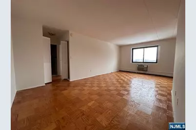 77 Prospect Avenue 6H #6H, Hackensack, NJ 07601 - Photo 3