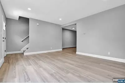 434 Halsted Street, East Orange, NJ 07018 - Photo 5