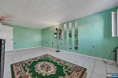 110 Somers Avenue, Bergenfield, NJ 07621 - Photo 3