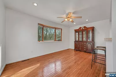 110 Somers Avenue, Bergenfield, NJ 07621 - Photo 11