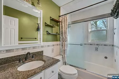 110 Somers Avenue, Bergenfield, NJ 07621 - Photo 19