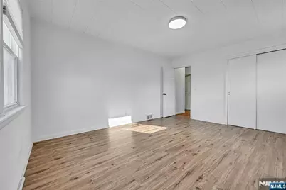 110 Somers Avenue, Bergenfield, NJ 07621 - Photo 15