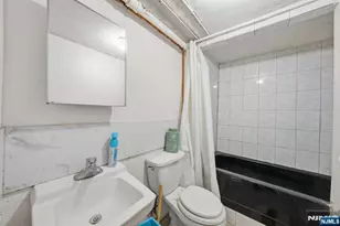 1067 Julia St, Teaneck Township, NJ 07666 - Photo 25