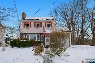 1067 Julia St, Teaneck Township, NJ 07666 - Photo 1