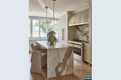 82 Watchung Avenue, Montclair, NJ 07043 - Photo 13