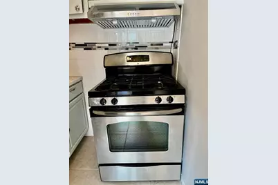 113 Paulison H2 #H2, Passaic, NJ 07055 - Photo 7