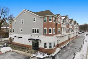 764 New Bridge Road 2P, Teaneck Township, NJ 07666 - Photo 1