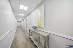 764 New Bridge Road 2P, Teaneck Township, NJ 07666 - Photo 3