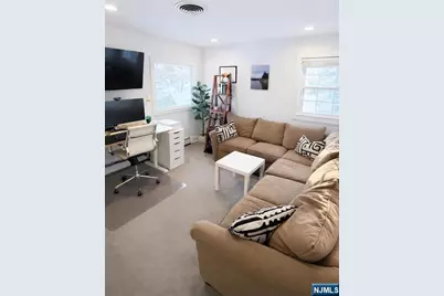 65 Edgewood Drive, Washington Township, NJ 07676 - Photo 37