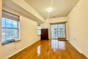 4142 Cory Ln, Elmwood Park, NJ 07407 - Photo 9