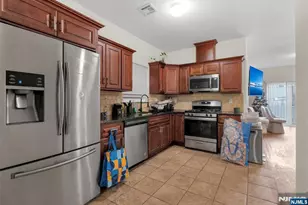 327 Park St, Elizabeth, NJ 07206 - Photo 33