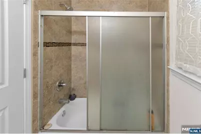 327 Park Street, Elizabeth, NJ 07206 - Photo 5