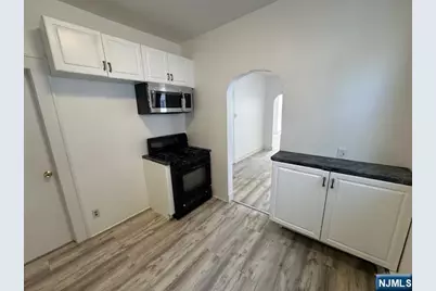 131 Banta Avenue, Garfield, NJ 07026 - Photo 9