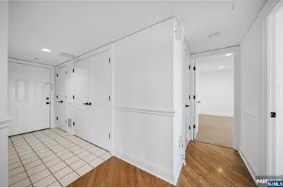 605 Hancock Court, Edgewater, NJ 07020 - Photo 27