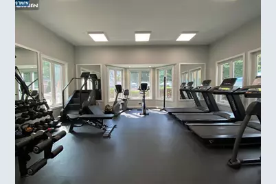 605 Hancock Court, Edgewater, NJ 07020 - Photo 33