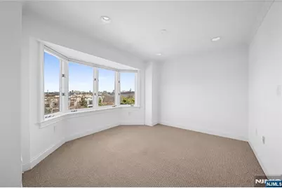 605 Hancock Court, Edgewater, NJ 07020 - Photo 23