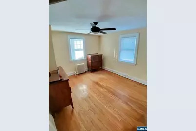 657 Martense Avenue, Teaneck Township, NJ 07666 - Photo 9