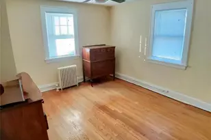 657 Martense Ave, Teaneck Township, NJ 07666 - Photo 9