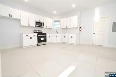 41 Arlington Avenue, Jersey City, NJ 07305 - Photo 3