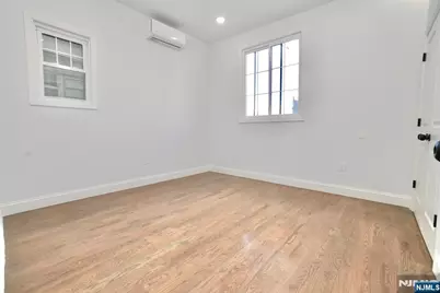 41 Arlington Avenue, Jersey City, NJ 07305 - Photo 13