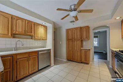 77 Garside Avenue, Wayne, NJ 07470 - Photo 13